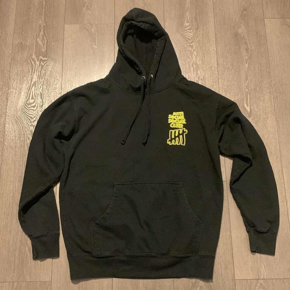 Anti Social Social Club x Undefeated Hoodie - Black - Picture 3 of 8